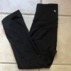 Lululemon 3/4-length black leggings